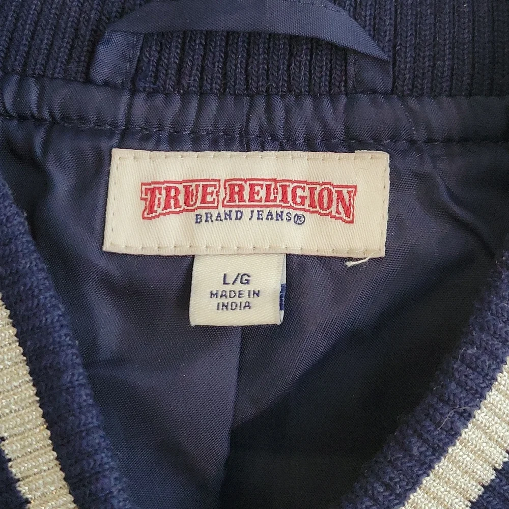 Jacket - Picture 3 of 6